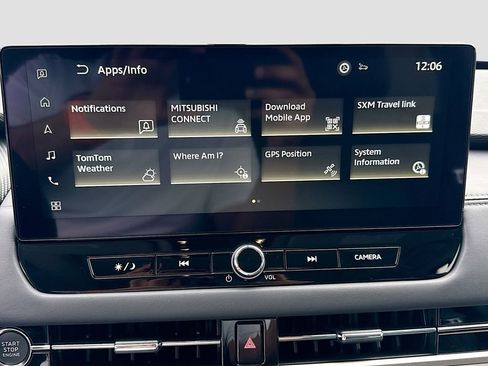 New 2026 Mitsubishi Outlander SE image 15