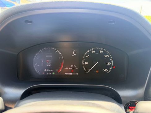 Used 2023 Honda HR-V LX image 17