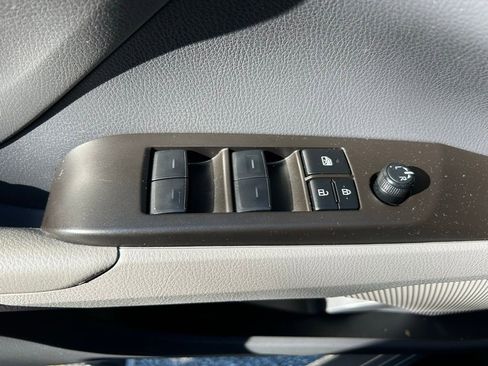 Used 2023 Toyota Camry LE image 17