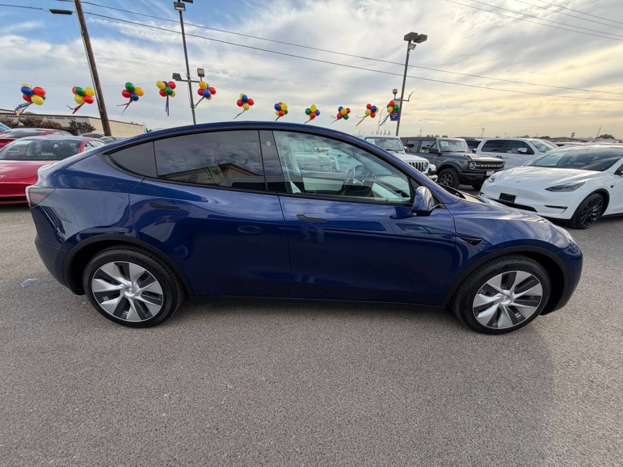 Used 2021 Tesla Model Y Long Range AWD/4WD image 6