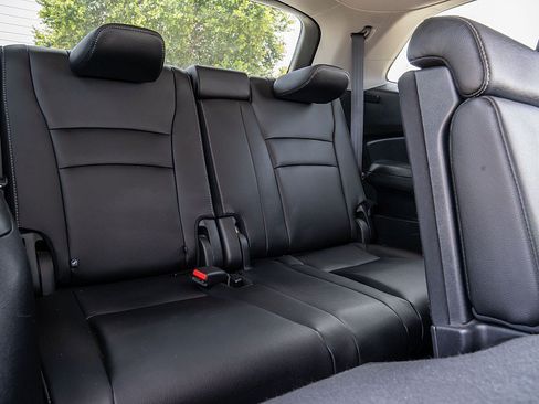 Used 2021 Honda Pilot Special Edition image 24