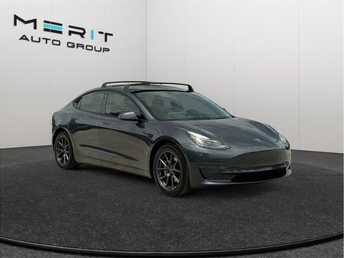 Used 2023 Tesla Model 3 Standard Range RWD image 1