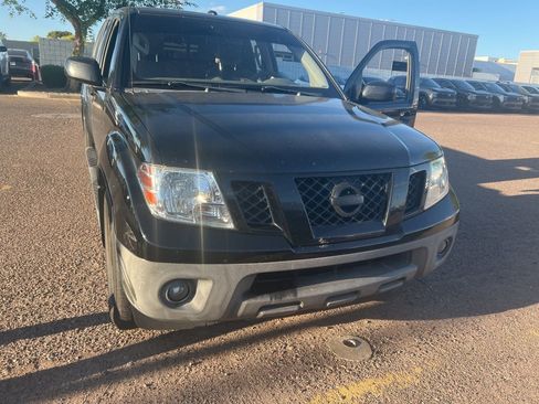 Used 2018 Nissan Frontier SV w/ Value Truck Package image 10