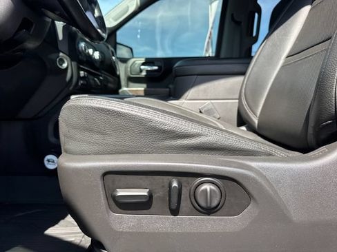 Used 2021 GMC Sierra 1500 Denali w/ Denali Ultimate Package AWD/4WD image 14