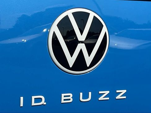 New 2025 Volkswagen ID. Buzz 1st Edition image 28