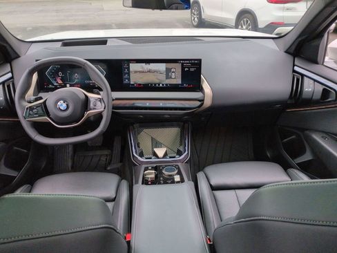 Used 2025 BMW X3 xDrive30i w/ Premium Package image 17