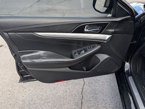 Used 2017 Nissan Maxima 3.5 S image 11