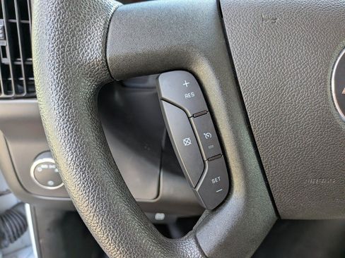 Used 2025 Chevrolet Express 2500 w/ Driver Convenience Package RWD image 22