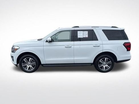 Used 2024 Ford Expedition Limited RWD image 2