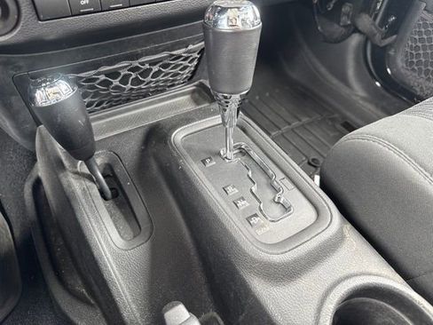 Used 2012 Jeep Wrangler Sport AWD/4WD image 18