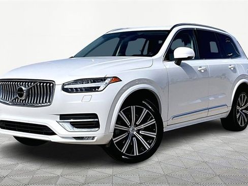 Used 2024 Volvo XC90 B5 Core w/ Protection Package Premier image 1