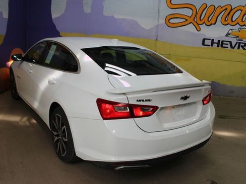 Used 2021 Chevrolet Malibu RS FWD image 6