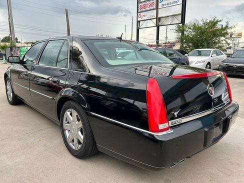 Used 2007 Cadillac DTS Luxury I FWD image 3