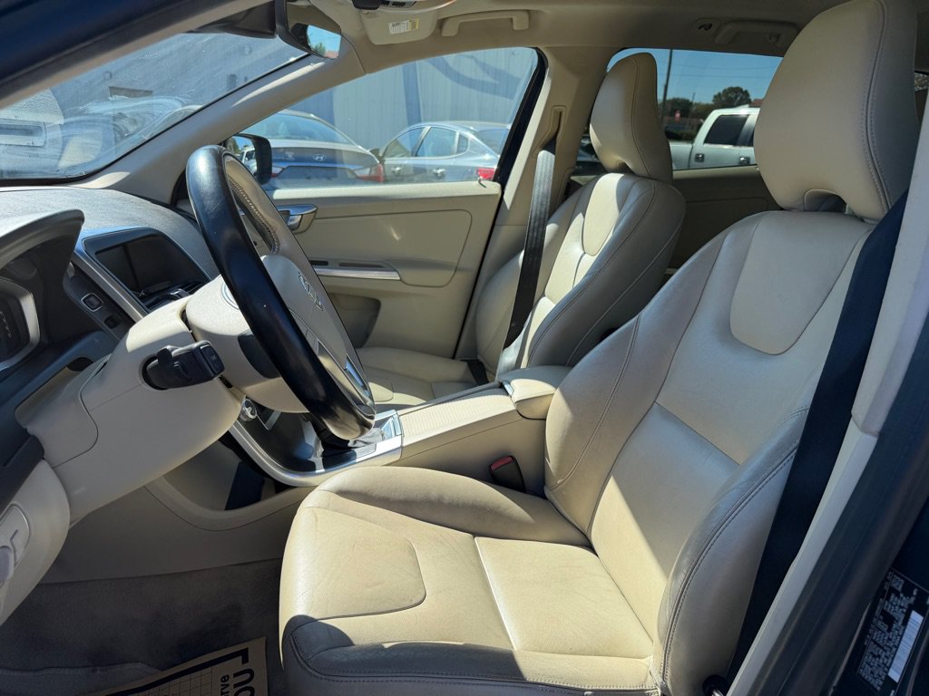 Used 2015 Volvo XC60 T5 AWD/4WD image 11