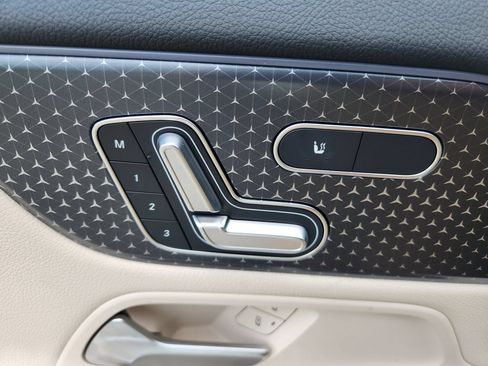 Certified 2026 Mercedes-Benz GLA 250 4MATIC image 17