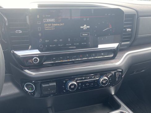 Used 2026 GMC Sierra 1500 SLT w/ SLT Premium Plus Package image 24