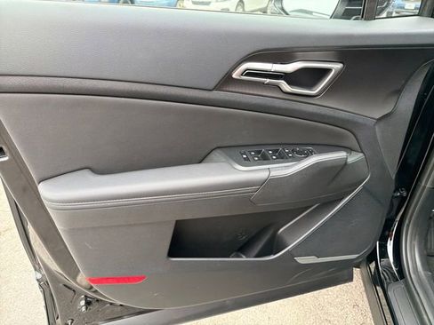 New 2026 Kia Sportage EX FWD image 16