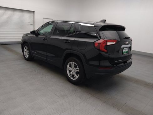 Used 2024 GMC Terrain SLE FWD image 3