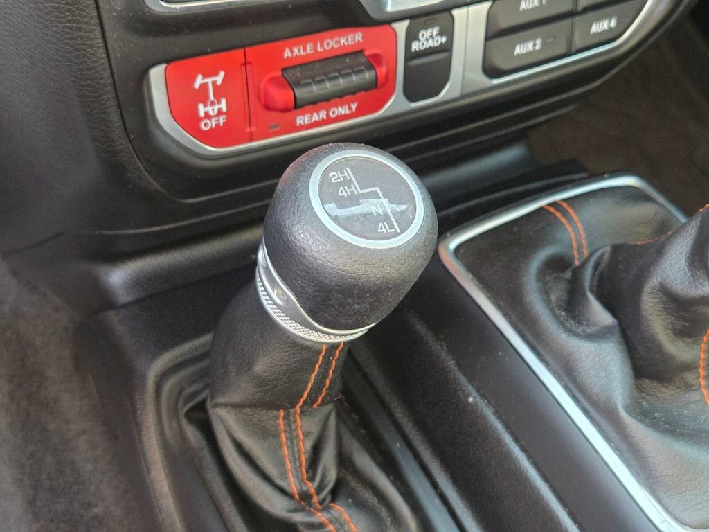 Used 2021 Jeep Gladiator Mojave w/ LED Lighting Group AWD/4WD image 28