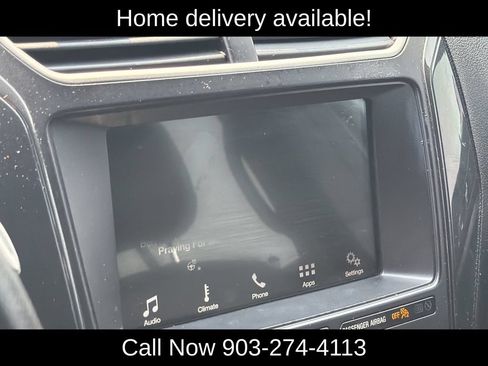 Used 2018 Ford Explorer XLT w/ Equipment Group 202A FWD image 26
