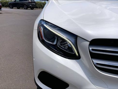 Used 2019 Mercedes-Benz GLC 300 image 28