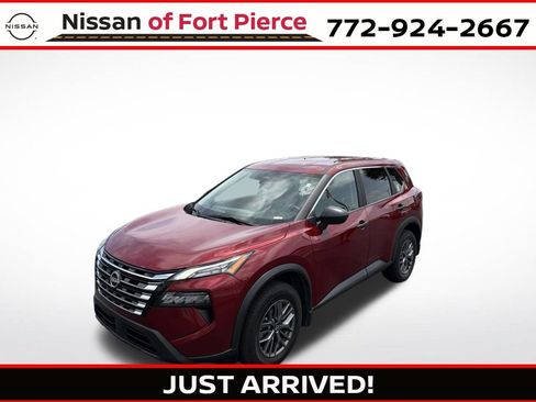 Used 2024 Nissan Rogue S FWD image 1