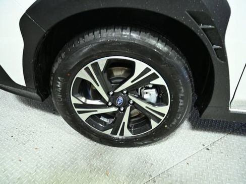 Used 2025 Subaru Crosstrek 2.5i Premium w/ Crosstrek Mirror Package image 18