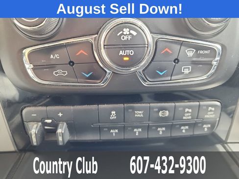 Used 2018 RAM 2500 Big Horn w/ Sport Appearance Group AWD/4WD image 16
