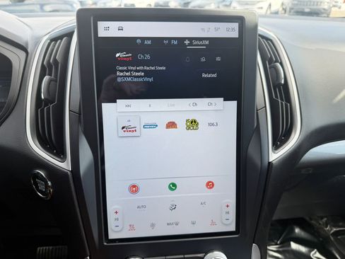 Used 2024 Ford Edge SEL w/ Convenience Package image 25