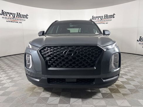 Used 2022 Hyundai Palisade Calligraphy w/ Cargo Package FWD image 2