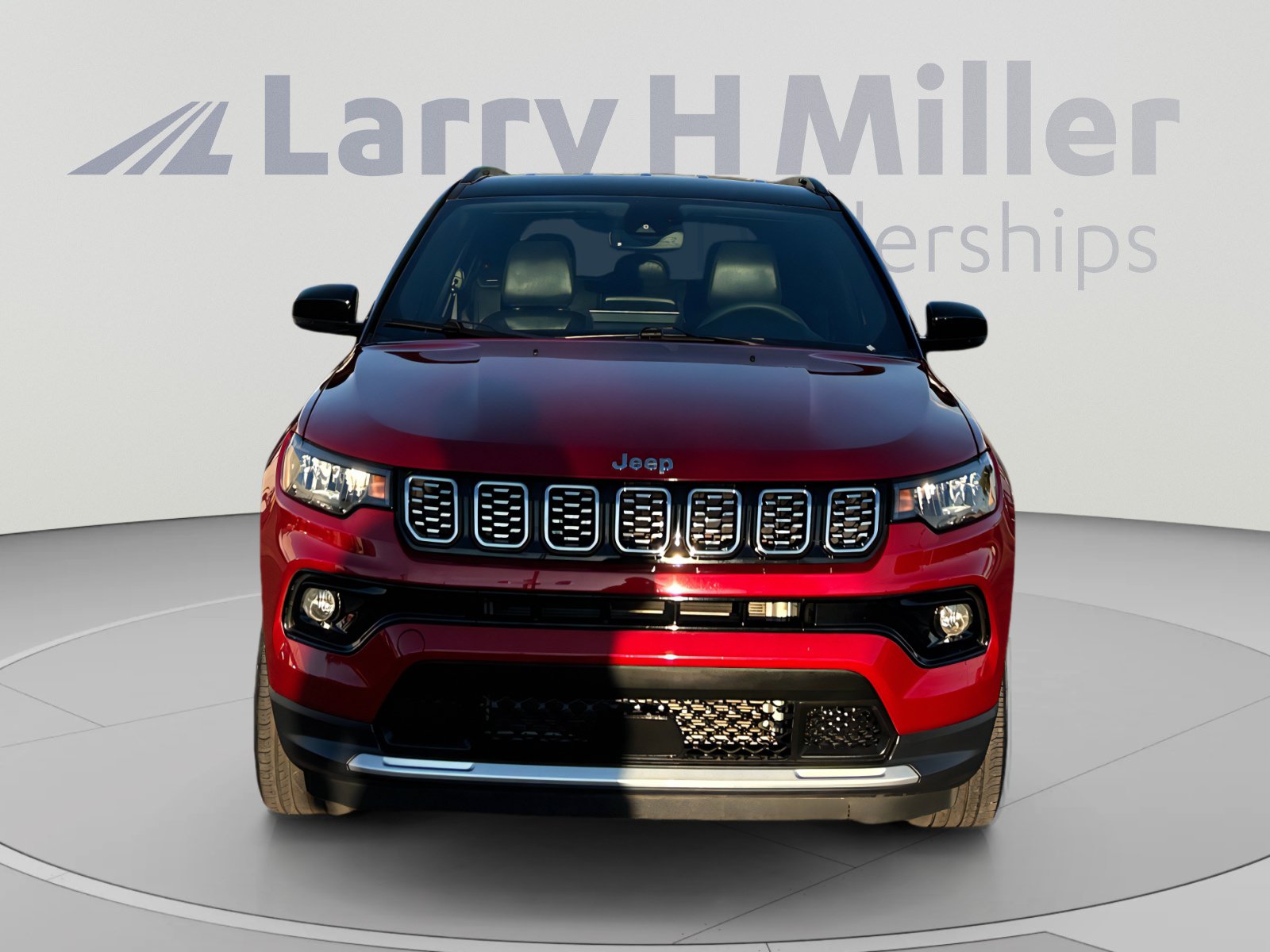 Used 2025 Jeep Compass Limited AWD/4WD image 8