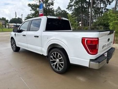 Used 2022 Ford F150 XLT w/ Trailer Tow Package RWD image 6