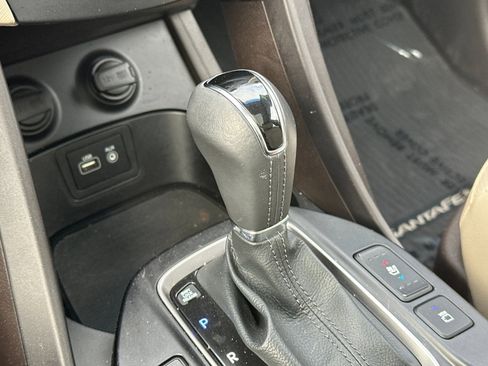 Used 2017 Hyundai Santa Fe Sport w/ 2.4L Tech Package 04 image 22