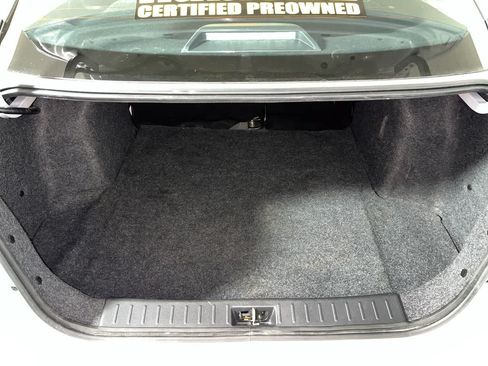 Used 2025 Nissan Versa SV FWD image 27