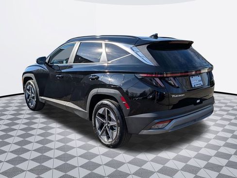 Certified 2025 Hyundai Tucson SEL AWD/4WD image 4