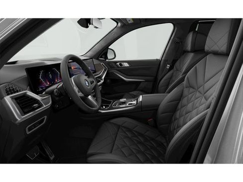 New 2026 BMW X7 xDrive40i w/ Executive Package image 6