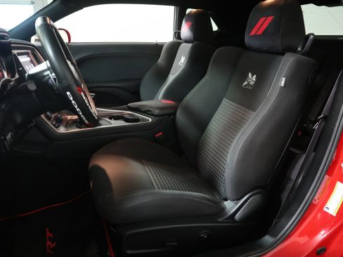 Used 2019 Dodge Challenger R/T Scat Pack image 21