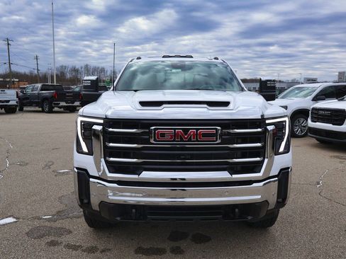 New 2026 GMC Sierra 2500 SLT w/ SLT Premium Package image 32