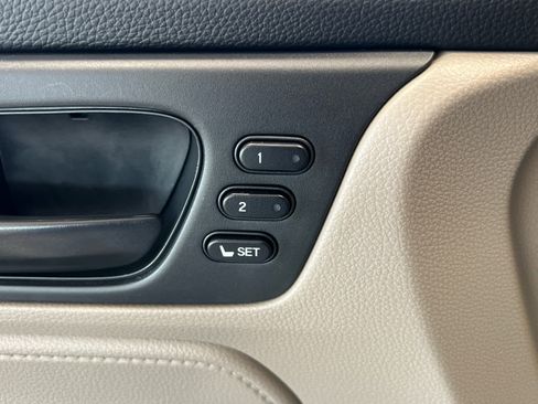 Used 2023 Honda Odyssey EX-L image 18