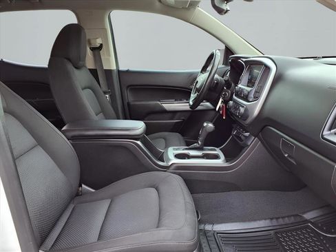 Used 2019 Chevrolet Colorado LT w/ LT Convenience Package image 13