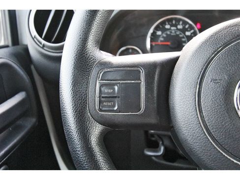 Used 2015 Jeep Wrangler Sport AWD/4WD image 15