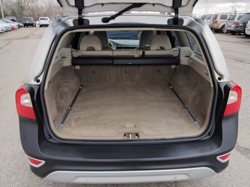 Used 2008 Volvo XC70 3.2 image 21