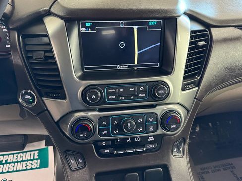Used 2019 Chevrolet Tahoe LT w/ LT Signature Package image 17