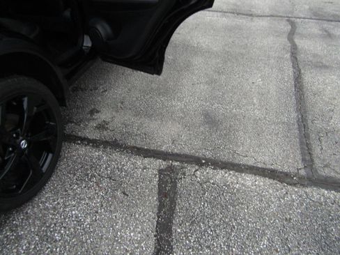 Used 2020 Nissan Rogue Sport SL w/ Premium Package image 21