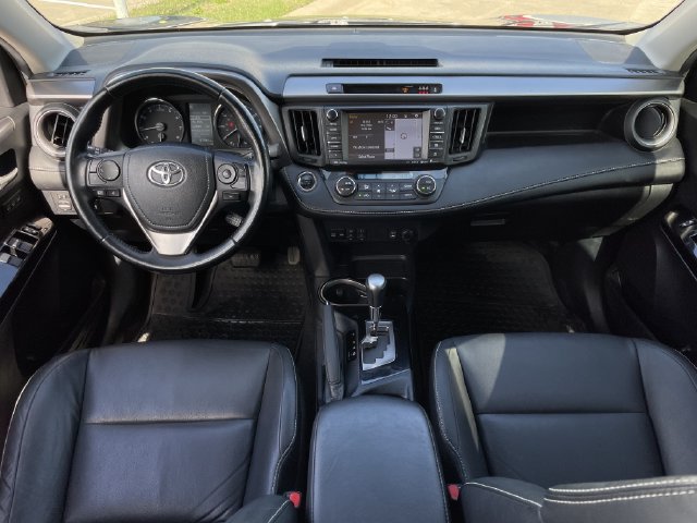 Used 2017 Toyota RAV4 Limited FWD image 11
