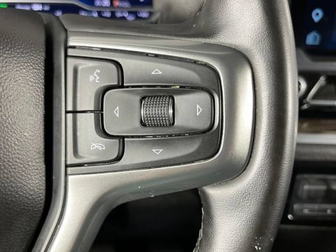 Used 2025 Chevrolet Silverado 2500 LT w/ Convenience Package AWD/4WD image 17