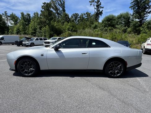 Used 2026 Dodge Charger Daytona Scat Pack AWD/4WD image 8