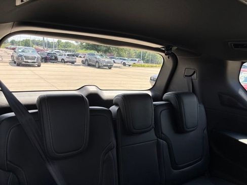 Used 2025 Nissan Armada PRO-4X AWD/4WD image 26