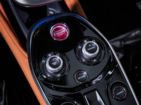Used 2023 McLaren GT RWD image 30
