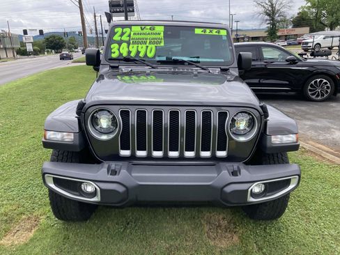 Used 2022 Jeep Wrangler Unlimited Sahara w/ Cold Weather Group AWD/4WD image 12